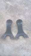 Крепление радиатора. Toyota Tarago, ACR50, GSR50 Toyota Previa, ACR50, AHR20, GSR50 Toyota Estima, ACR50, ACR50W, ACR55, ACR55W, AHR20, AHR20W, GSR50...