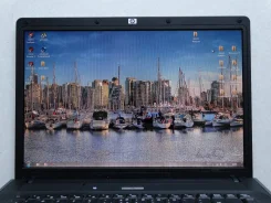 HP 530. 15.4", ��� 2048 ��, ���� 320���, WiFi: 1 ����