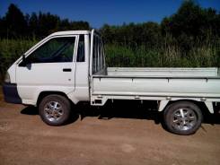 Toyota Town Ace. Продается грузовик , 2 200 куб. см., 1 000 кг.