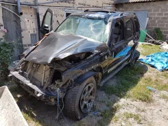 Jeep Liberty ����