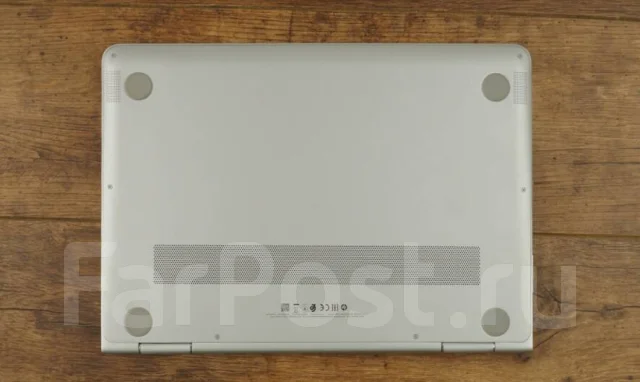 HP Spectre. 13.3", 2,9����, ��� 8 ��, ���� 512���, WiFi: 1, Bluetooth: 1, ����������� �� 12��. ����