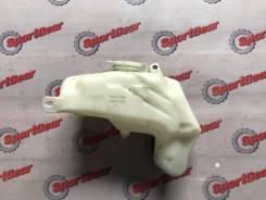 Бачок стеклоомывателя. Toyota Rush, J210, J200, J200E, J210E Daihatsu Be-Go, J210G, J200G Daihatsu Terios Двигатель 3SZVE