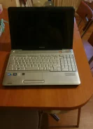 Toshiba Satellite L500-1WP. 15.6", 1,3����, ��� 4 ��, ���� 320���, WiFi: 1, Bluetooth: 1, ����������� �� 2��. ��� ����� �� ������������ ����