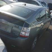 Стекло заднее. Toyota Prius, NHW20 Двигатель 1NZFXE