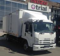 Isuzu Forward. 12.0 с изотермическим фургоном, 5 200 куб. см., 7 000 кг.