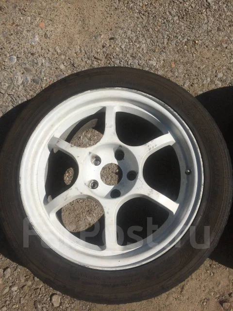Black Racing. 7.5x17", 5x114.3, ET29 ����