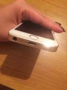 Apple iPhone 5s 16Gb. Б/у