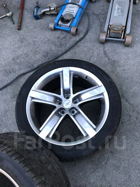 Chevrolet. x20" ����