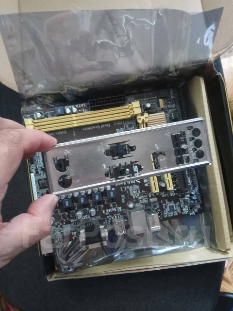 Socket FM2+ ����