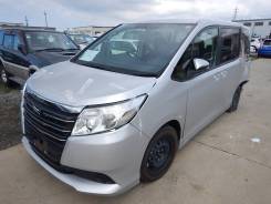 Toyota Noah. ZRR80, 3ZR
