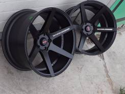 Shogun. 8.5/10.5x18", 5x114.30, ET35/15, ЦО 73,1 мм.
