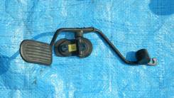 Педаль акселератора. Toyota Corona, AT211, ST215, AT210, ST210 Toyota Caldina, ST215, AT211G, ST210G, CT216G, ST215W, AT211, ST191, ST215G, ST195, AT1...
