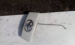 Накладка на дверь багажника. Toyota Passo, QNC10 Двигатель K3VE