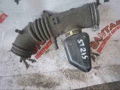 Патрубок воздухозаборника. Toyota Caldina, ST215G, ST215, ST210, ST210G Двигатель 3SFE