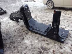 Стойка кузова. Honda CR-V, RE7, RE5, RE3, RE4 Двигатели: K20A, K24A