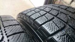 Toyo Winter Tranpath MK3. Всесезонные, износ: 10%, 2 шт