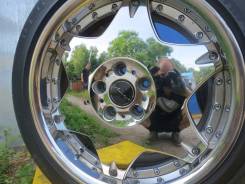 RAYS. 8.5x19, 5x114.30, ET43, ЦО 73,0 мм.