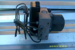 Блок abs. Toyota Grand Hiace, KCH10, KCH10W, KCH16, KCH16W, RCH11, VCH10, VCH10W, VCH16, VCH16W Toyota Touring Hiace, KCH40, KCH40W, KCH46, KCH46W, RC...
