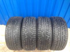 Kumho I'Zen. Зимние, шипованные, износ: 5%, 4 шт