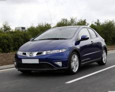 Стекло противотуманной фары. Honda Civic Двигатели: L13A7, K20Z4, R18A2, N22A2, L13Z1