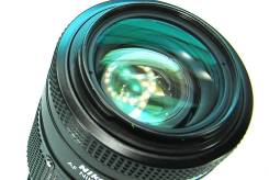 Nikon AF Nikkor 35-135 и 35-105 (Macro ). Для Nikon, диаметр фильтра 52 мм