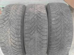 Nokian Hakkapeliitta 4. Зимние, шипованные, износ: 40%, 3 шт