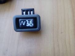 Кнопка стеклоподъемника. Mitsubishi Chariot, N38W Двигатель 4D68