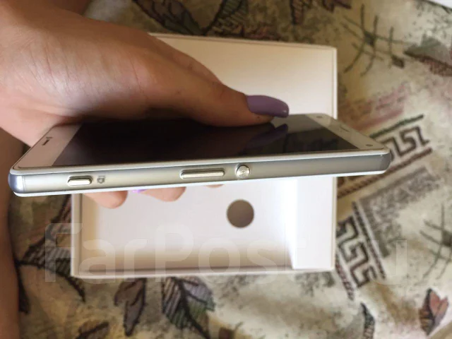 Sony Xperia Z3 Compact. �/� ����