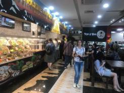 Фуд-корт Центральный в ТЦ Центральном сдаёт последнее место. 65 кв. м., улица Светланская 29, р-н Центр