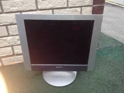 Sony. 19", технология ЖК (LCD)