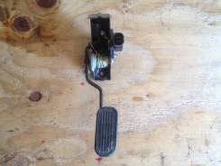 Педаль газа. Toyota Camry, ACV30, ACV30L Двигатель 2AZFE