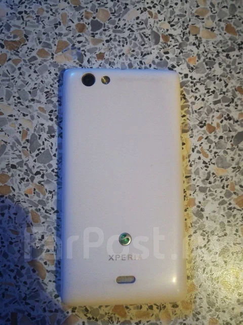 Sony Xperia miro. �/� ����