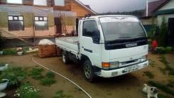 Nissan Atlas. Ниссан атлас, 2 700 куб. см., 1 500 кг.