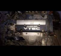 Двигатель в сборе. Honda Torneo Honda Civic Ferio Honda Accord Honda Civic Двигатели: F20B, H23A
