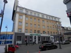 Офисные помещения в центре города от 500 рублей (без посредников). 1 000 кв. м., улица Алеутская 28, р-н Центр. Дом снаружи