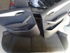 Обшивка двери. BMW X1, E84