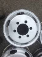 Toyota. 5.5x16