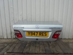 Крышка багажника. Mercedes-Benz CLK-Class