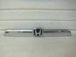 Накладка на дверь багажника. Honda CR-V. Под заказ