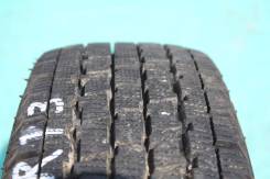 Bridgestone Blizzak Revo 696. Зимние, 2010 год, износ: 10%, 1 шт