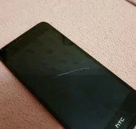 HTC Desire 628. �/�