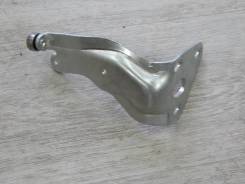 Кронштейн двери. Toyota Regius Ace, KZH100, KZH106, KZH110, KZH116, KZH120, KZH126, KZH132, KZH138, LH100, LH102, LH103, LH107, LH109, LH110, LH113, L...