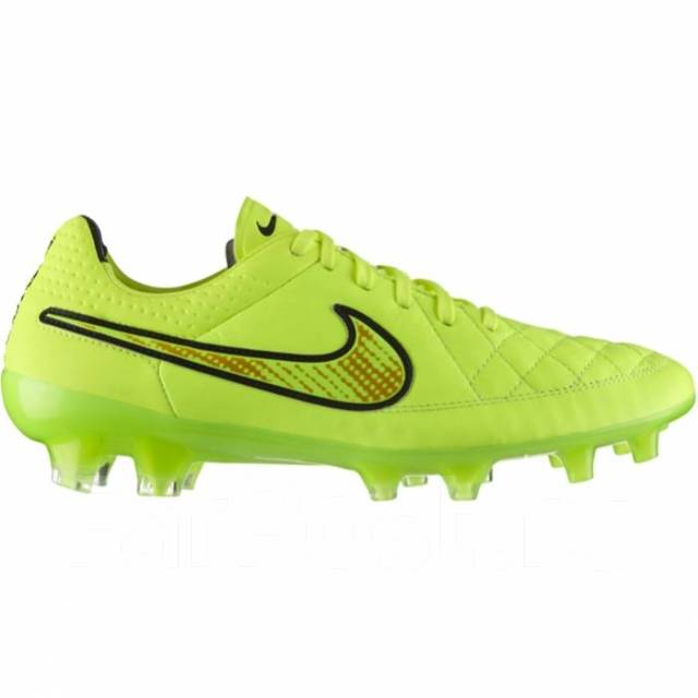 nike tiempo 44
