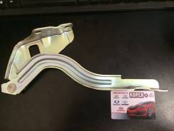Крепление капота. Hyundai Solaris Hyundai Accent