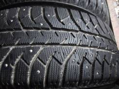 Bridgestone Ice Cruiser 7000. Зимние, шипованные, износ: 10%, 4 шт