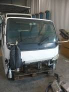 Кабина. Mitsubishi Fuso