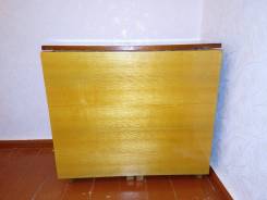 Столы-книги.