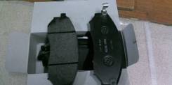 Колодка тормозная. Infiniti: QX70, M25, M35 Hybrid, M45, Q40, G25, QX50, Q60, FX45, EX35, Q45, EX37, FX30d, G35, M37, FX50, M56, M35, Q70, G37, FX35...