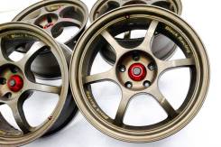 Black Racing. 8.0x18, 5x114.30, ET38