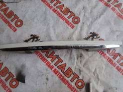 Накладка крышки багажника. Toyota Corolla, NZE141 Toyota Corolla Axio, ZRE144, ZRE142, NZE141, NZE144 Toyota Corolla Fielder, ZRE144, ZRE142, NZE141...